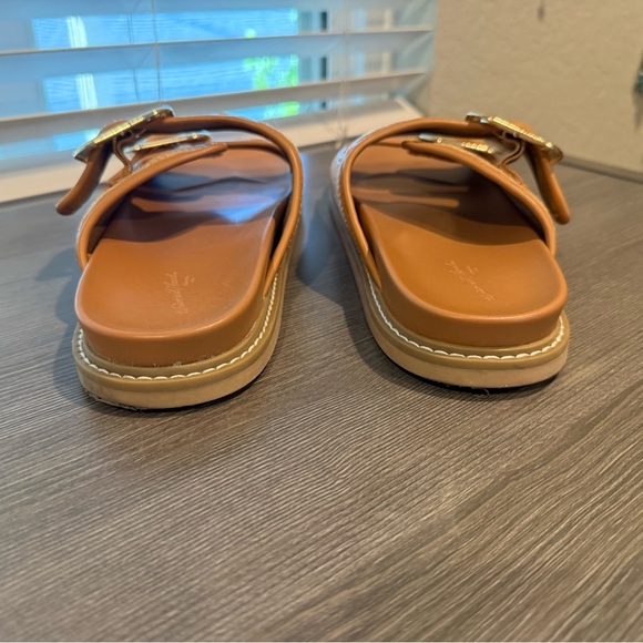 Universal Thread Collin Women’s Double Buckle Tan Footbed Sandal - Picture 5 of 6